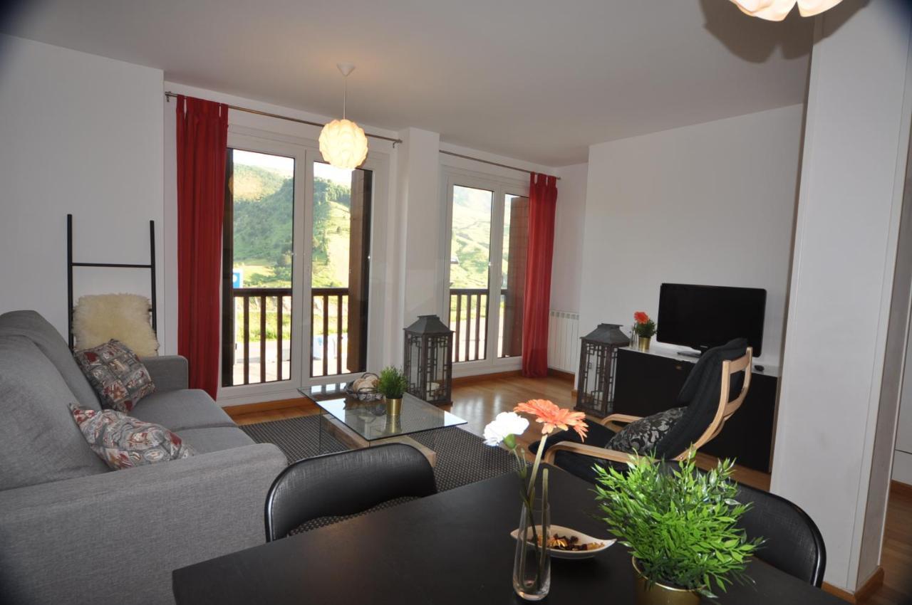 Apartamentos Tirol Formigal Exterior foto